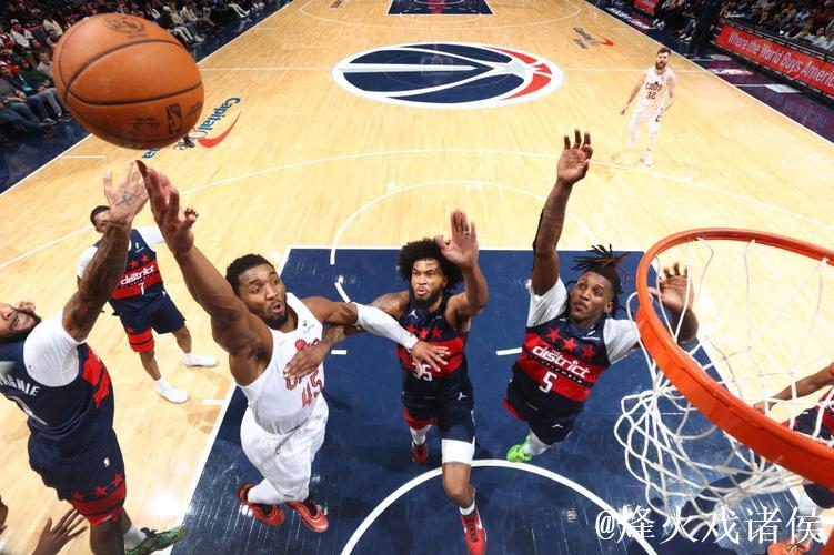 米切尔48分赛季新高莫布里23+13+6 骑士胜奇才